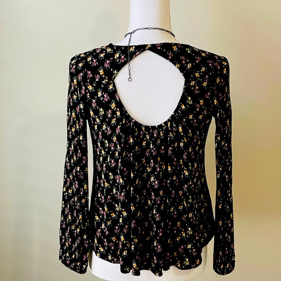🔥FP Free People boho floral long sleeve open back blouse top size small x small - Picture 13 of 14
